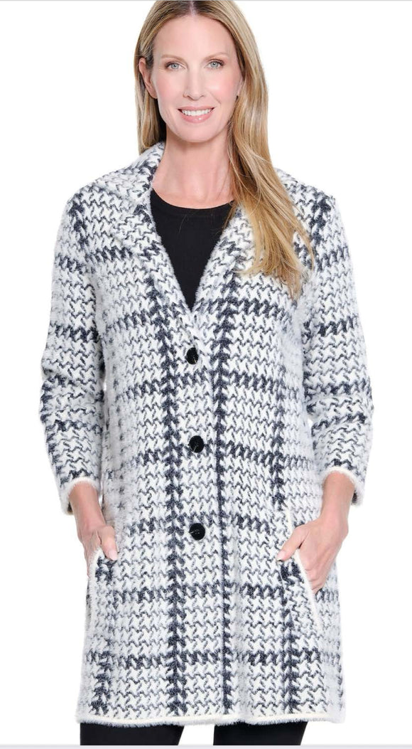 Black and White Patterned, Lapel Collar, 3/4 Sleeve, Long Sweater Jacket by Multiples.