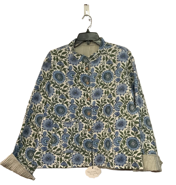 Cornflower Floral Print w/Green Vine, Button Front Reversible Jacket by Queen Designs.
